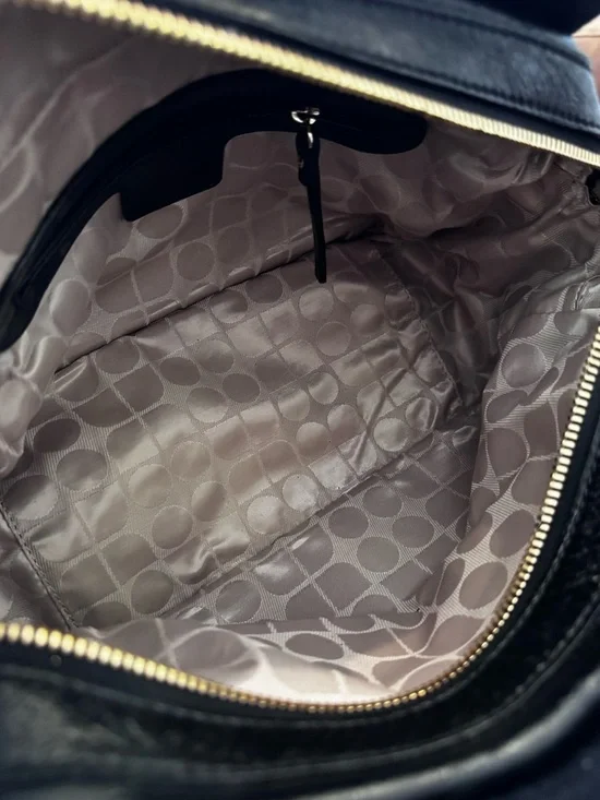 Kate Spade Jacquard &
Leather Shoulder Bag with Structured Designed preloved ❤️ - Picture 13 of 17